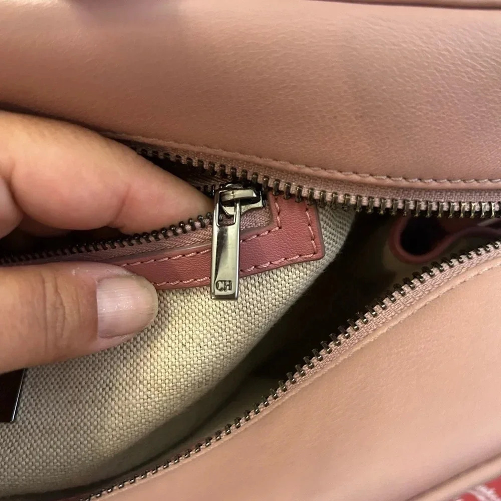 ! Carolina Herrera leather light pink Handbag - Picture 13 of 14